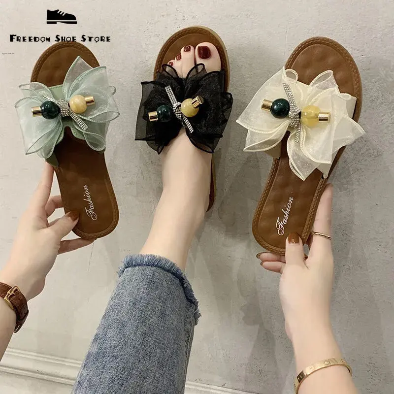 2023 New Beaded Female Summer Outside Wear Ins Fashion Casual Beach Shoes A Word Sandals Slippers Female