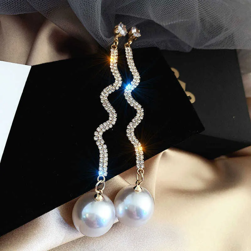 

Japan and Korea S925 Silver Needle Long Wavy S Curve Rhinestone Pearl Earrings Personality Earrings Exaggerated Women's Earrings