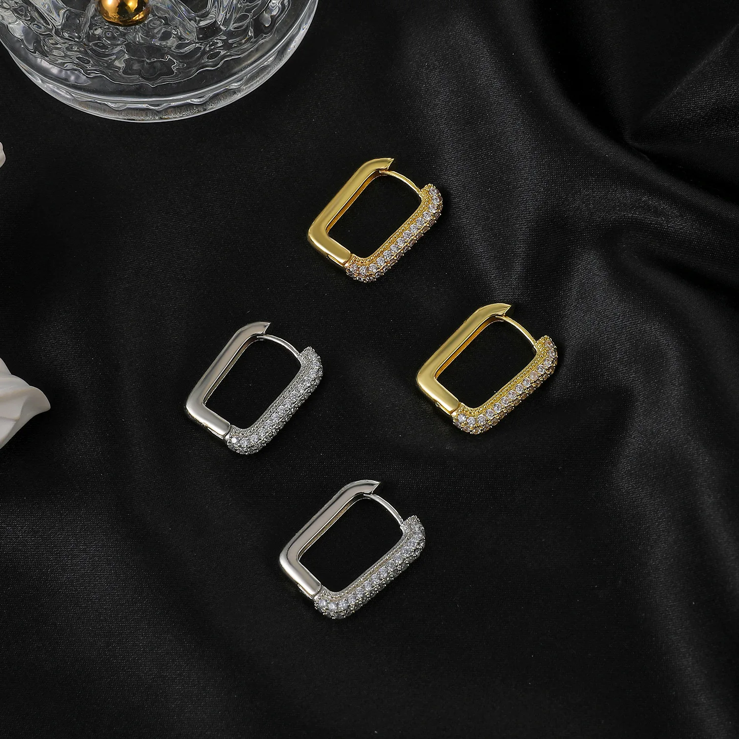 

Korean Creative Geometric Square Hoop Earrings for Women ins Fashion Simple Personality French Earrings Temperament Jewelry