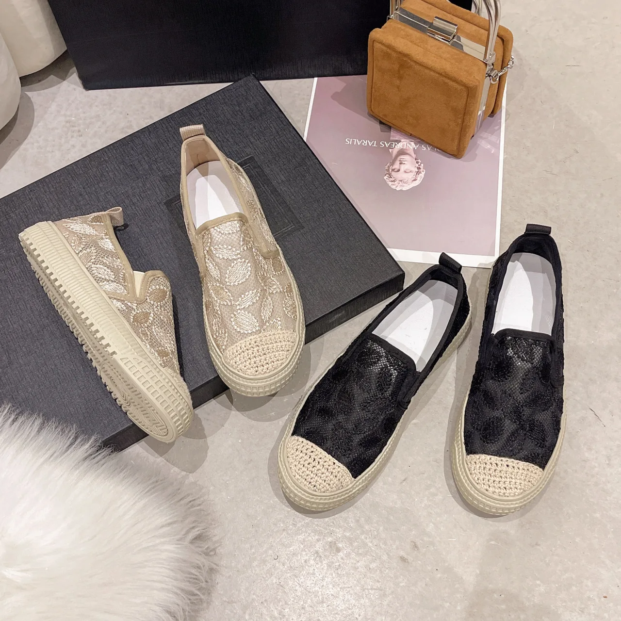 2023 Summer Flat Shoes for Women Casual Fisherman's Shoes Outdoor Beach Sandals Mesh Breathable Low-top Black Shoes for Women