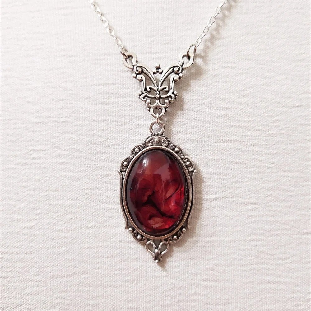 

Gothic Blood Red Quartz Charm Necklace Butterfly Necklace For Women Vampire Embossed Witch Jewelry Accessories Vintage Chokers