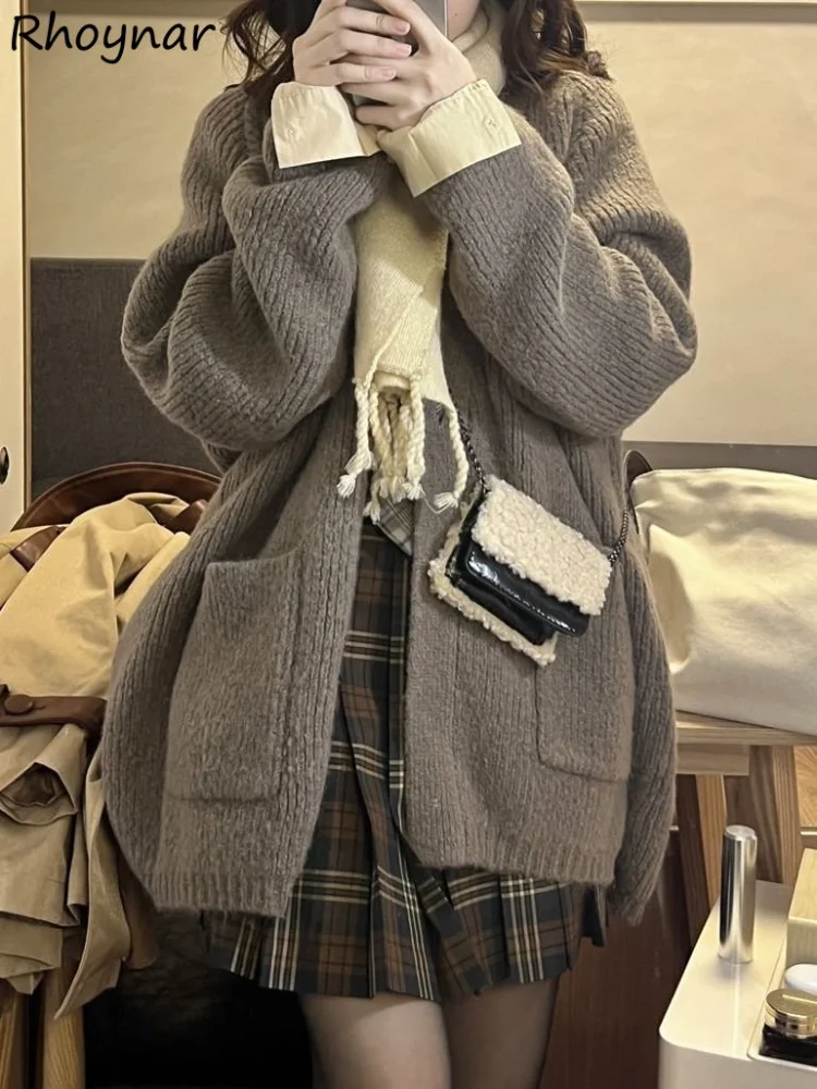 

Дизайнерские свитера унисекс с карманами, Женские Мешковатые винтажные однотонные нежные вязаные повседневные парные универсальные карди...