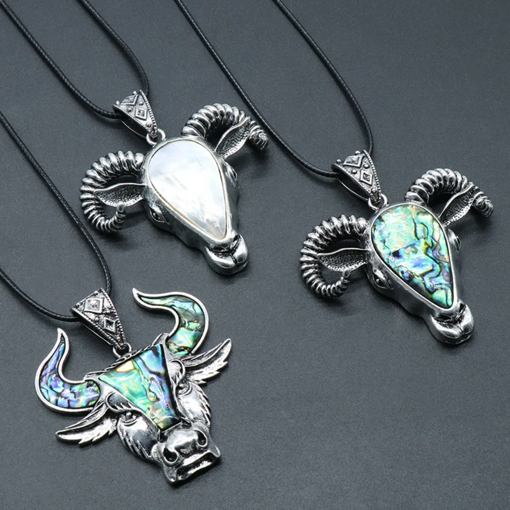 

Natural Abalone Shell Cow Head White Shell Sheep Head Pendant Charm Alloy Inlay Colorful Shell Pendant Necklace Women Jewelry