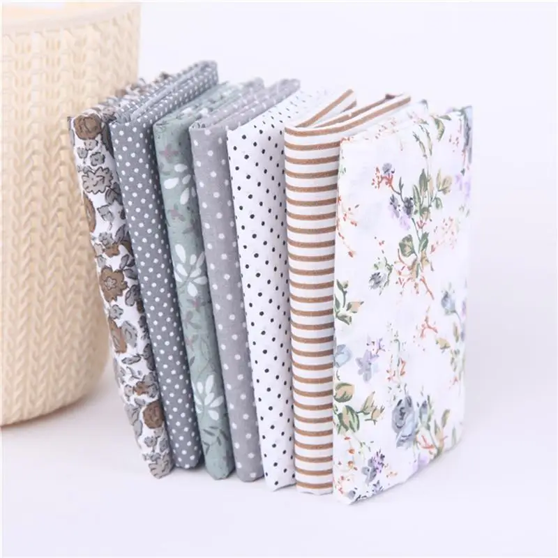 

28pcs Patchwork Cloth Chic Sewing Cotton Fabric Handmade DIY Cotton Cloth DIY Accessories (Coffee + Navy Blue + Black + Grey)