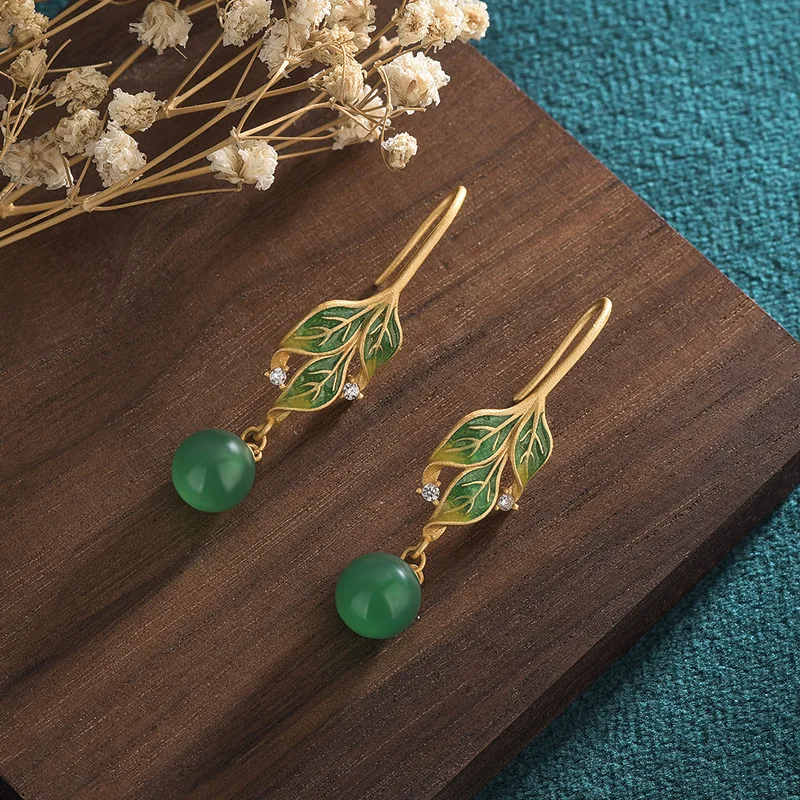 

Chinese Style Classical Accessories Ancient Gold Plated Cold Enamel Craftsmanship Leaf Inlaid Jade Chalcedony Earrings Jewelry