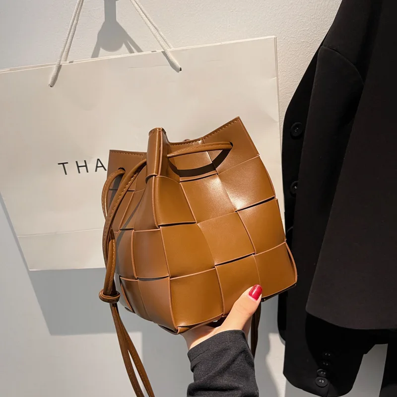 

Luxury Brand Weave Bucket Crossbody Bag Pu Leather Shoulder Bags For Women High-quality Designer Mini Handbag 2Pcs Set
