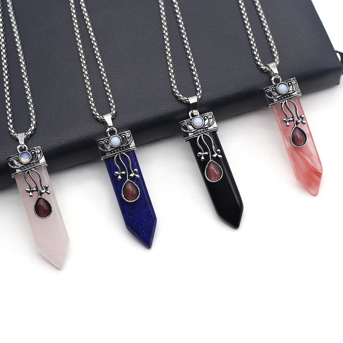 

Metal Chain Sword Shape Pendant Natural Stone Reiki Healing Pendant Necklace Reiki Healing Beautiful And Charming Gift
