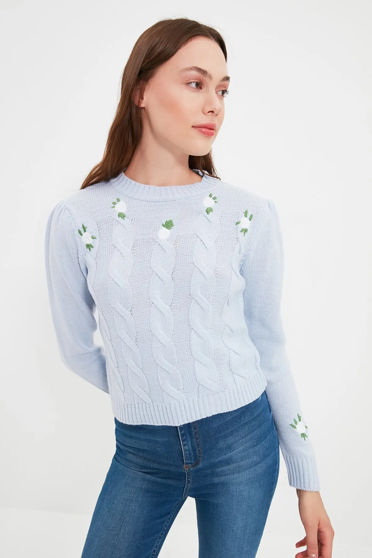 

Trendyol Tall Embroidery Embroidered Knitwear Sweater TWOAW22KZ2076