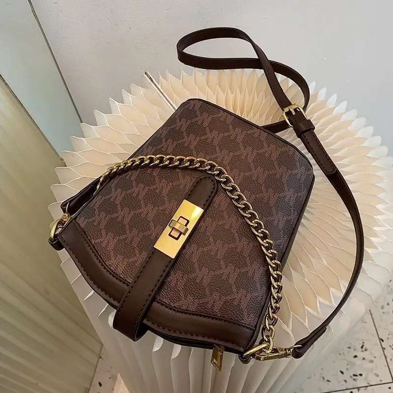 Commuter Small Bag Women's Summer New Fashion High Sense Fashion Crossbody Bag Small Soft Leather One Shoulder Bucket Bag