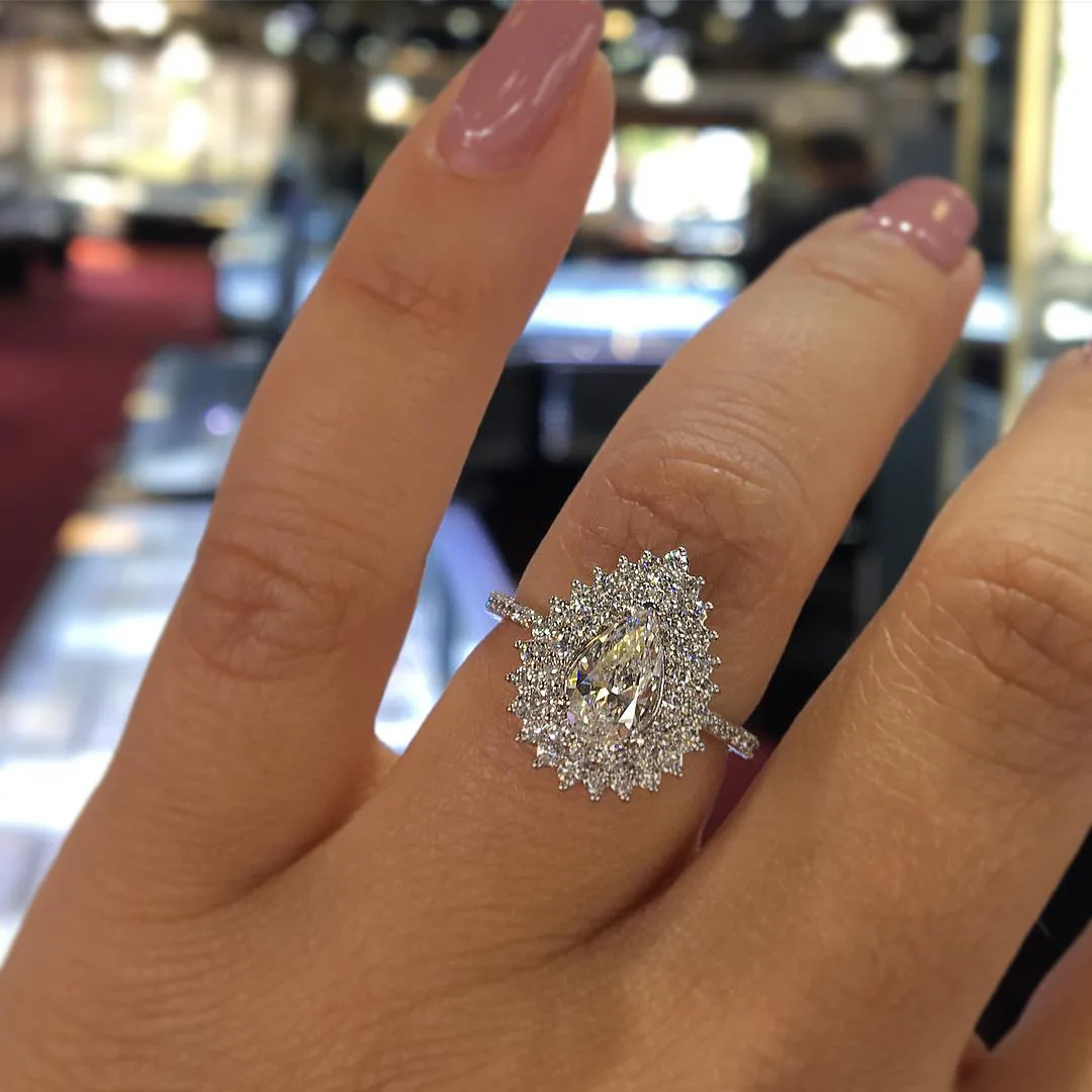 

European and American Style New Water Drop Wedding Ring New Fashion Pear Shaped Cubic Zircon Anniversary Ring Wholesale