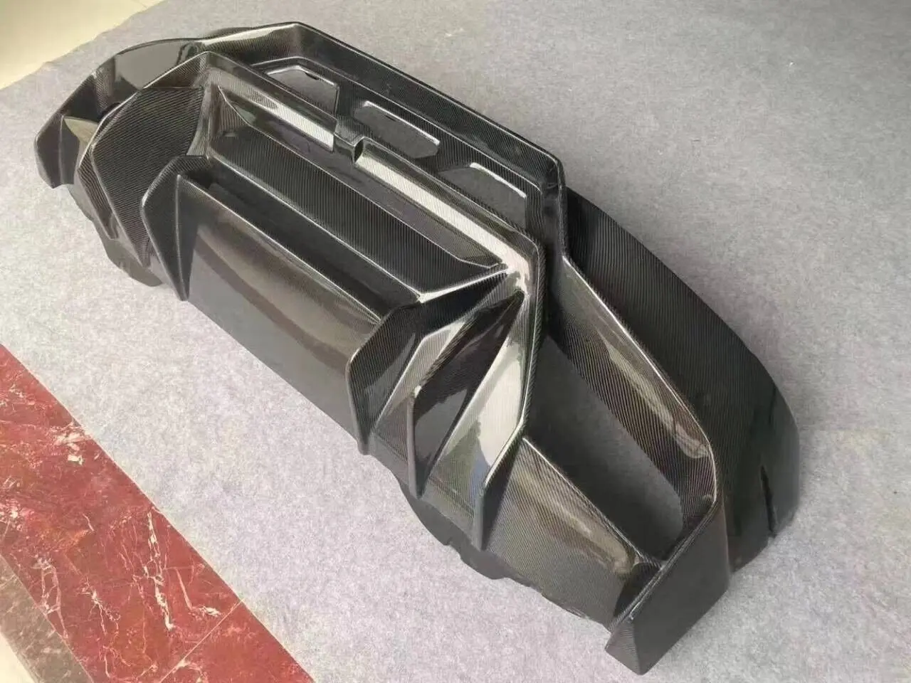 Автомобильный диффузор для заднего бампера из углеродного волокна Lamborghini Huracan LP610