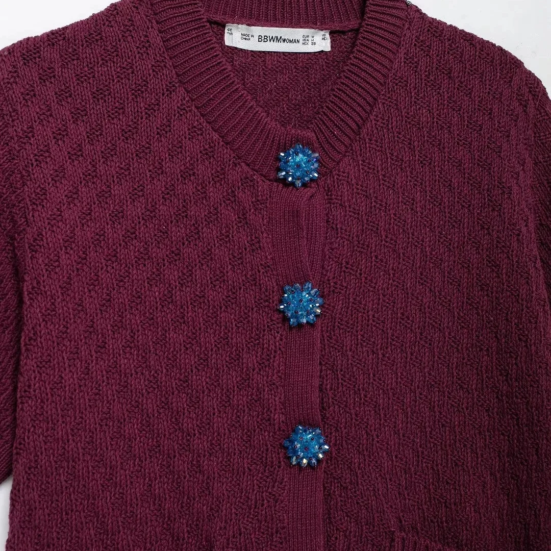 Женский трикотажный кардиган в винтажном стиле EDSA Бордо со стразами короткими