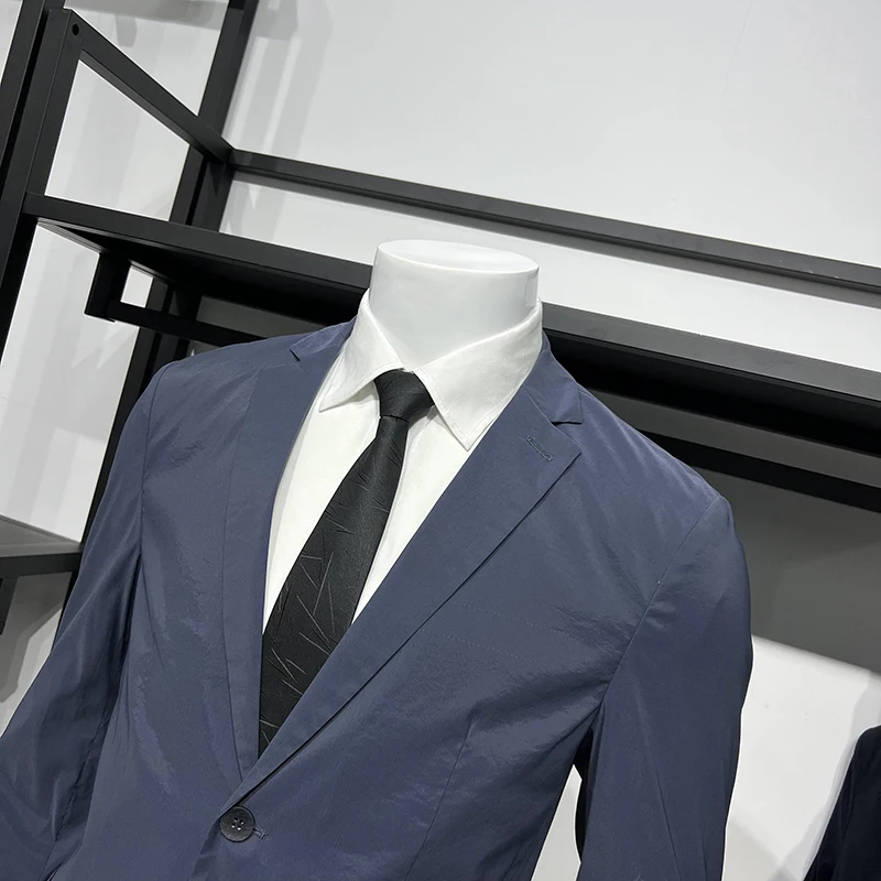 Тонкий однотонный маленький костюм мужской деловой повседневный верхняя одежда