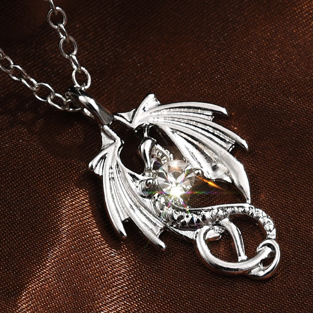 

Dominant Dragon Shaped Pendant Necklaces Rhinestone Inlaid Retro Punk Necklace Men and Women Alloy Chokers Fashion Jewelry Gifts