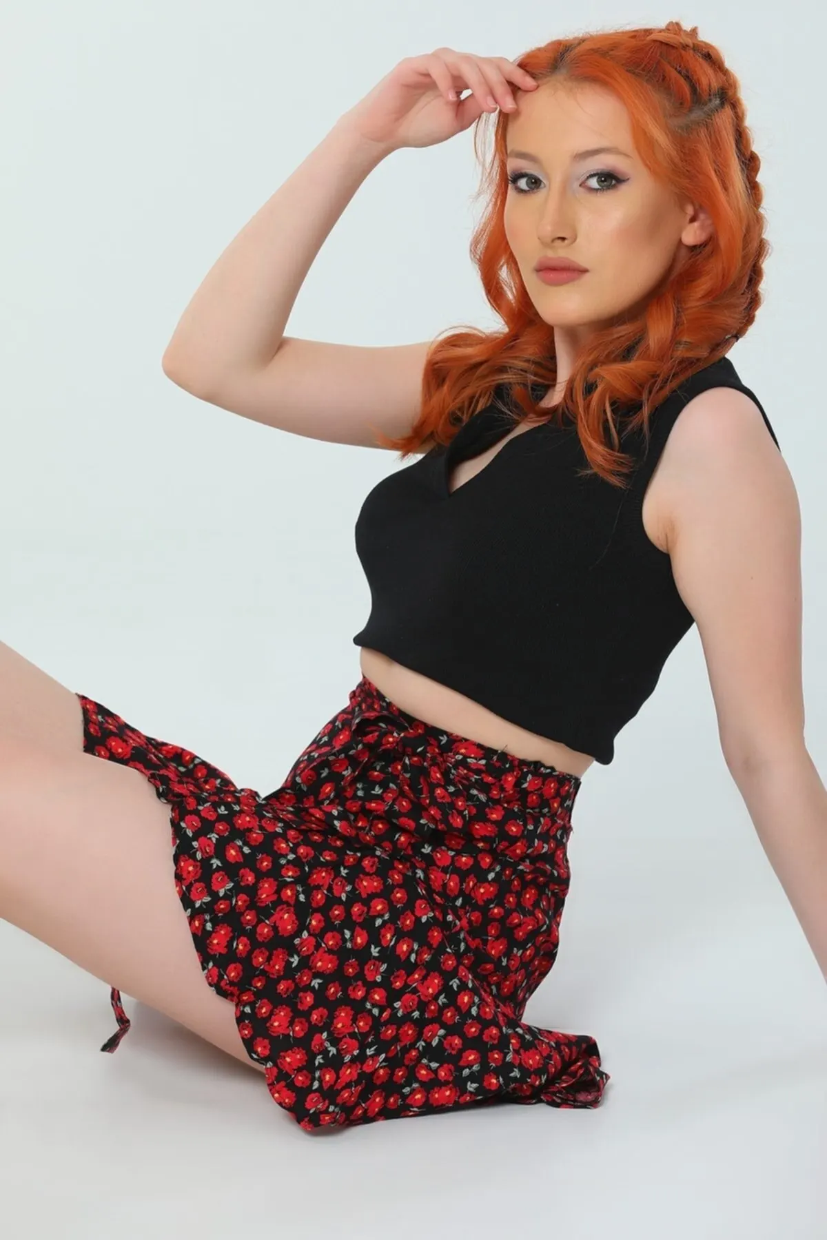 

Женская юбка, черно-красная мини-юбка с узором и шортами, летняя модная повседневная элегантная юбка с коротким рукавом