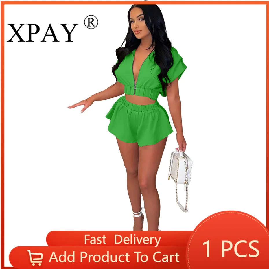 Спортивный костюм женский летний из двух предметов короткий топ на молнии с