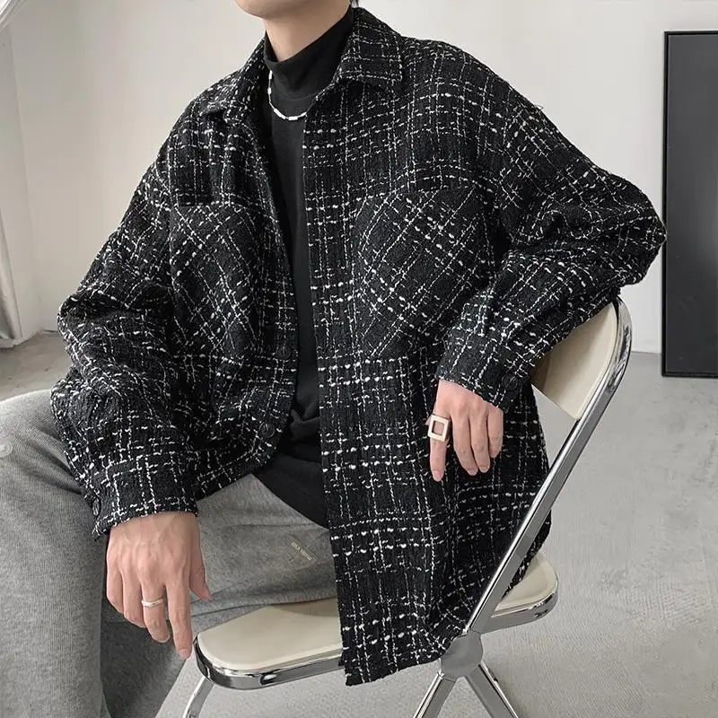 

Мужской гофрированный красивый шикарный корейский стиль яркие полосы черный белый однобортный пиджак свободный отложной воротник большие карманы