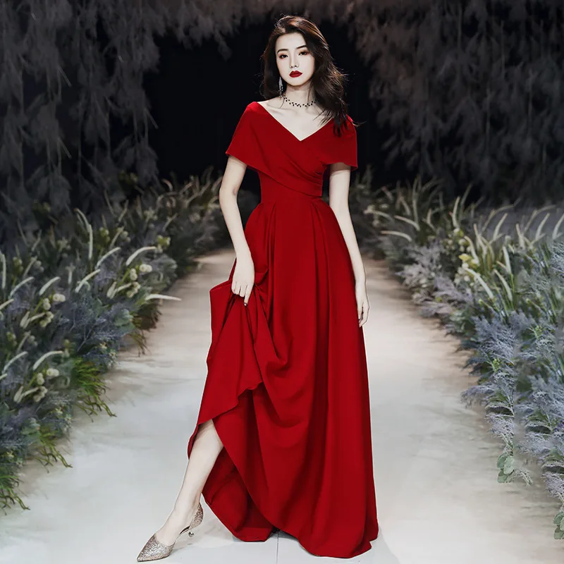 

New Temperament Red Evening Dress for Women Summer Long High Hosting Banquet Performance Toasting Bride Woman Dress