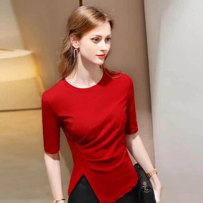 

White medium sleeved T-shirt for women's autumn style women's clothing irregular pleated hem, fashionable and unique small top