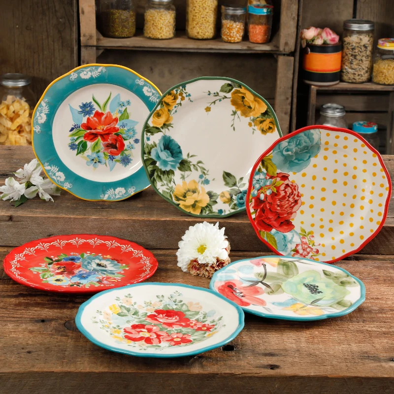

Camping Collected 6-Piece Salad Plate Set