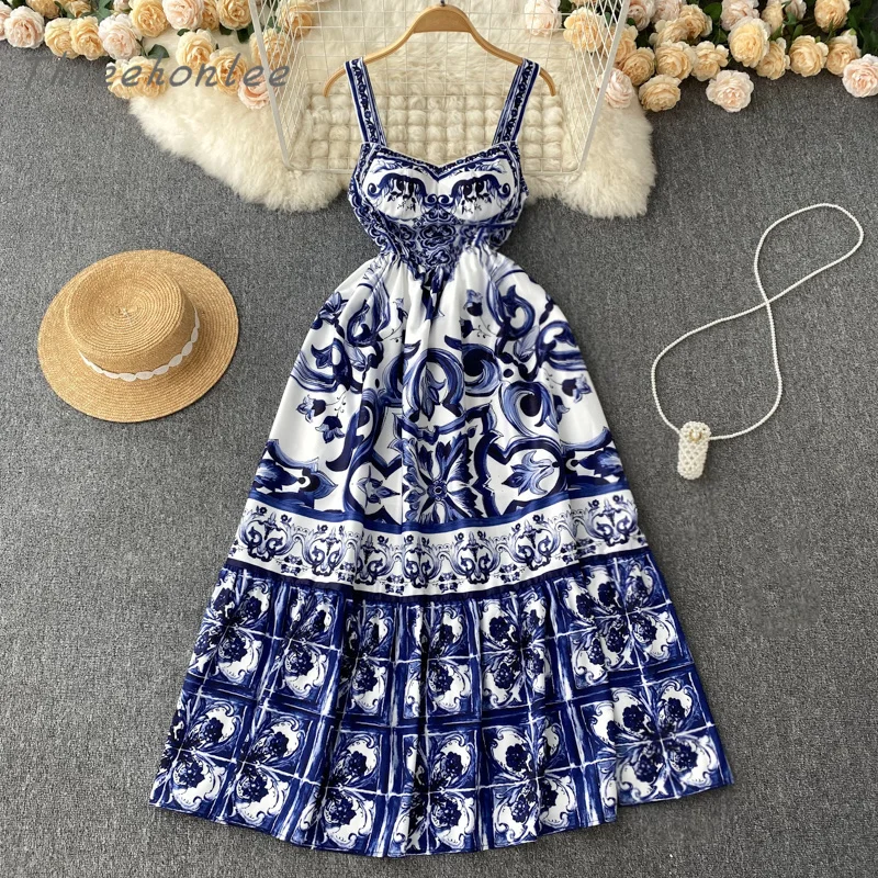 

Женское богемное платье-макси с V-образным вырезом и открытой спиной