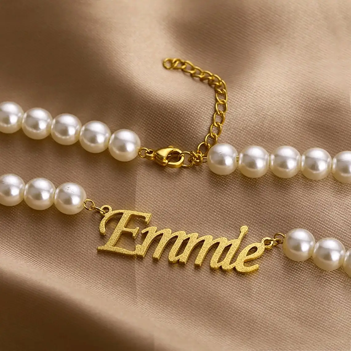 

Simulated Pearl Custom Name Necklace For Women Statement Jewelry Name Gold Frosted English Initial Letter Pendants Toggle Chian
