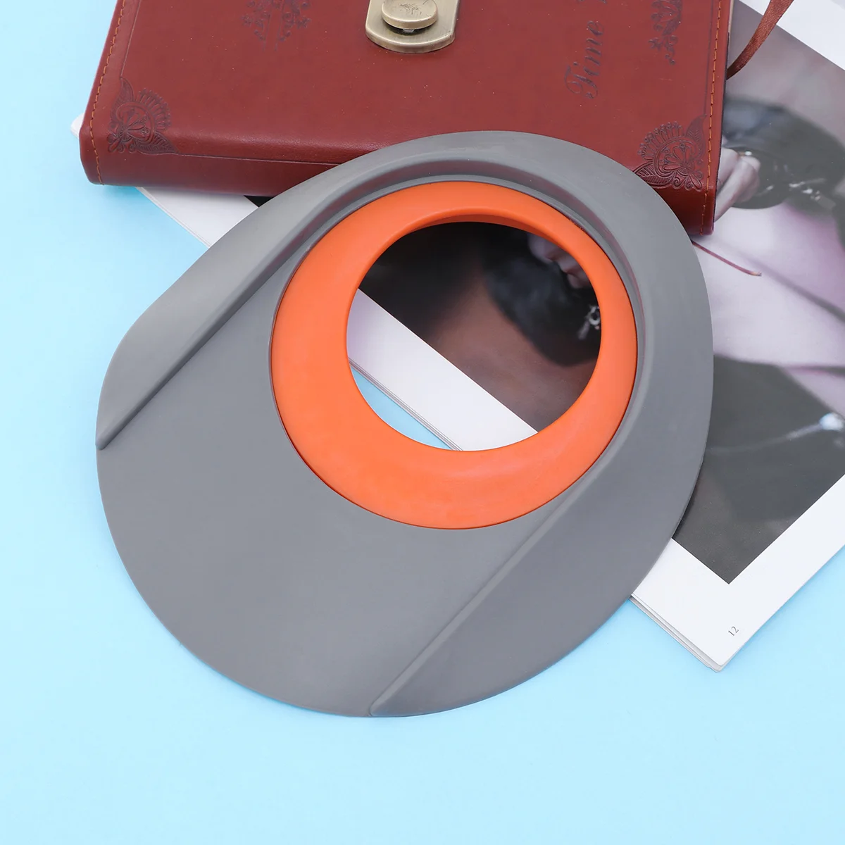 

Отверстие для тренировочной чашки (серый)