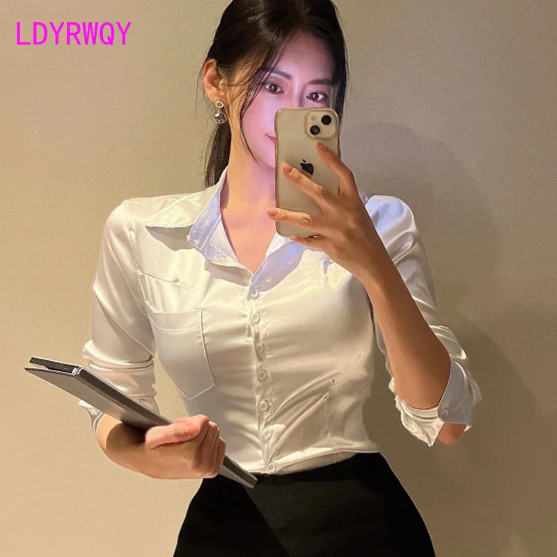 Женская атласная рубашка-поло с длинным рукавом и воротником-поло