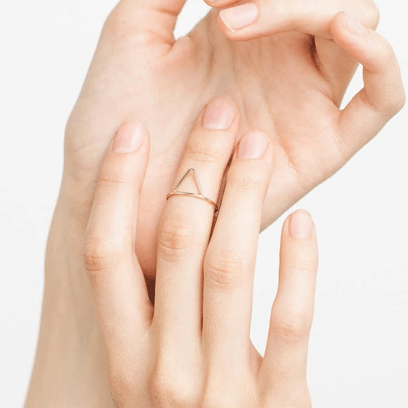 Новинка 2022 минималистичные кольца из нержавеющей стали в стиле панк для женщин