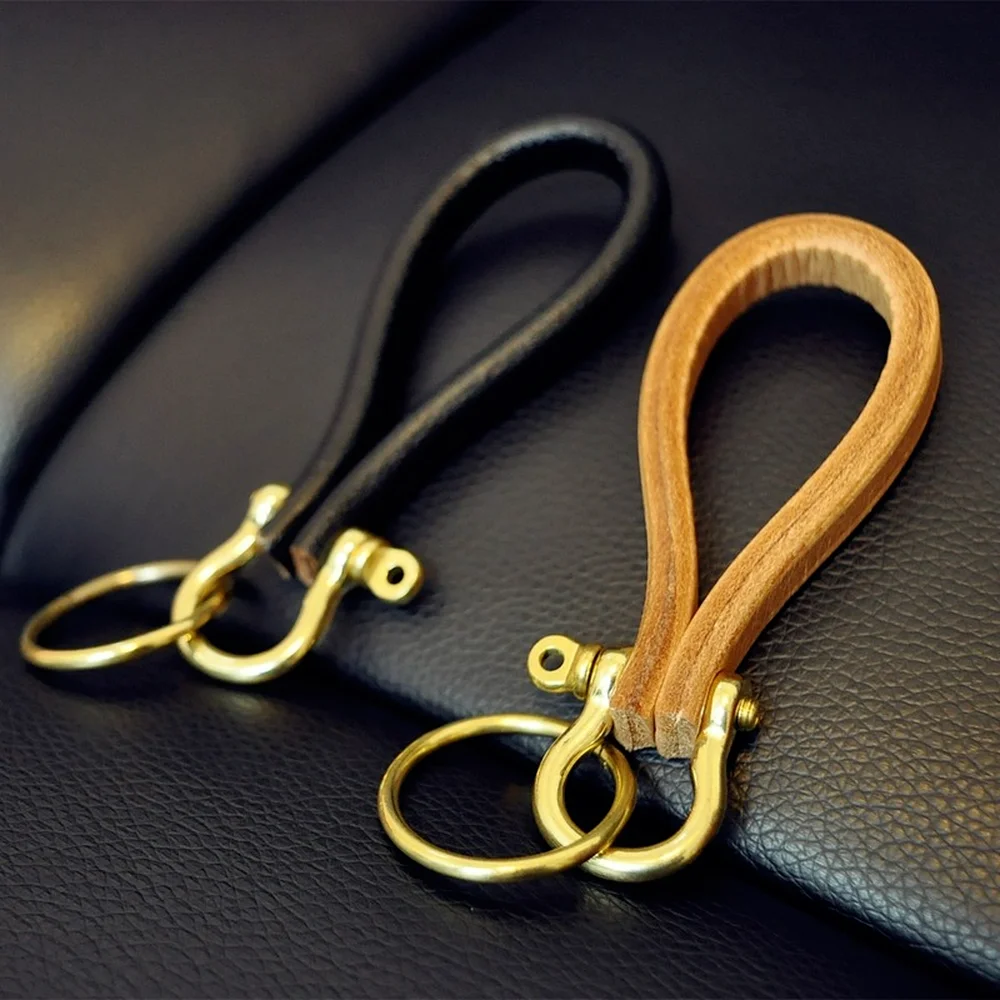 

1pcs Men PU Leather Keychain Retro Business Style Key Strap Brass Horseshoe Buckle KeyChains Anti-Theft Key Hook