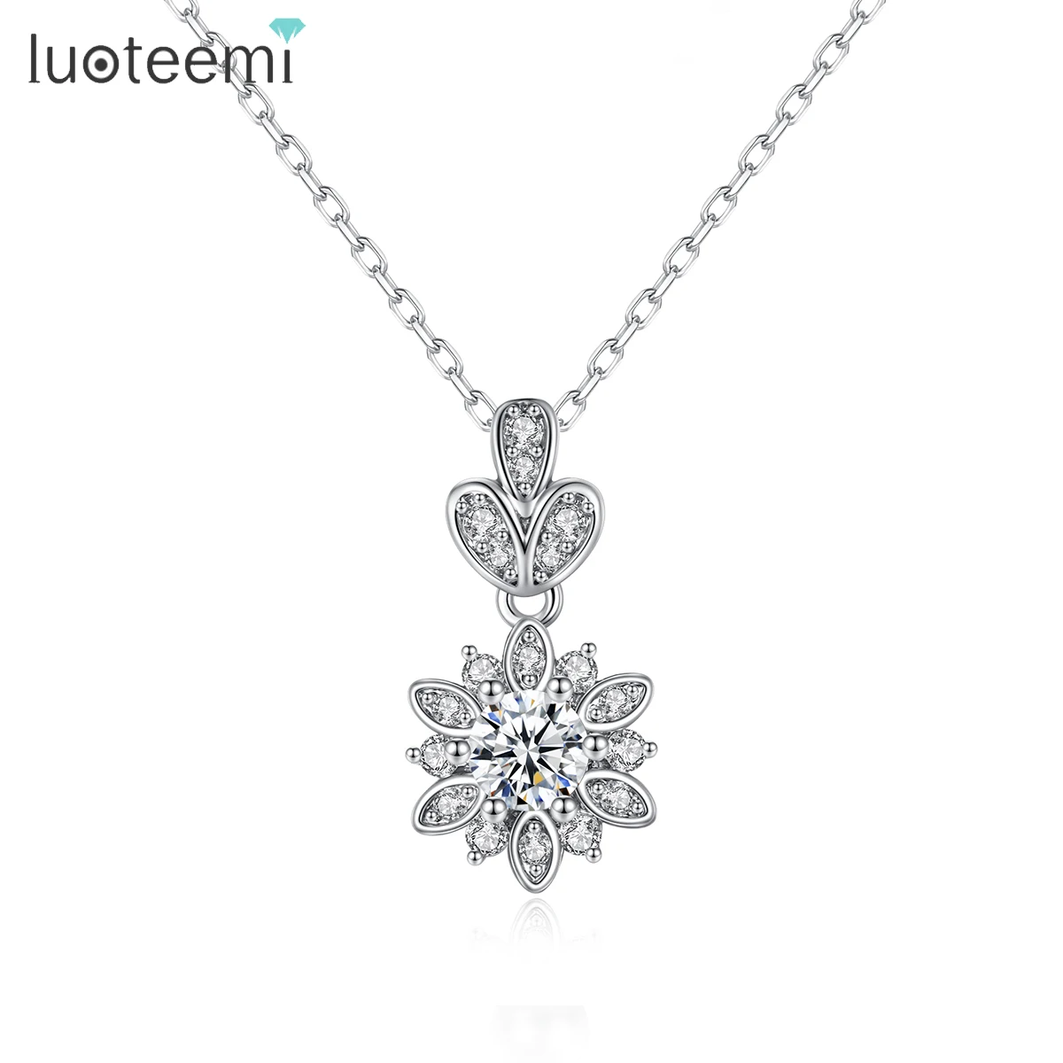 

LUOTEEMI Cute Snowflake Pendant Necklace For Women Clear CZ Flower Shape Girl Accessories Romantic Christmas Girlfriend Gifts