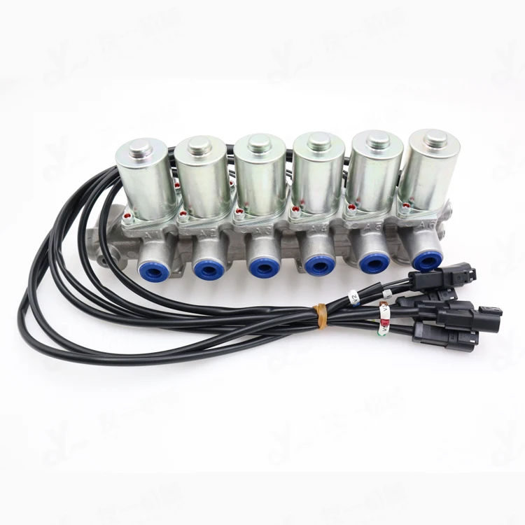 Импортированные в оригинальной упаковке аксессуары для экскаватора модели