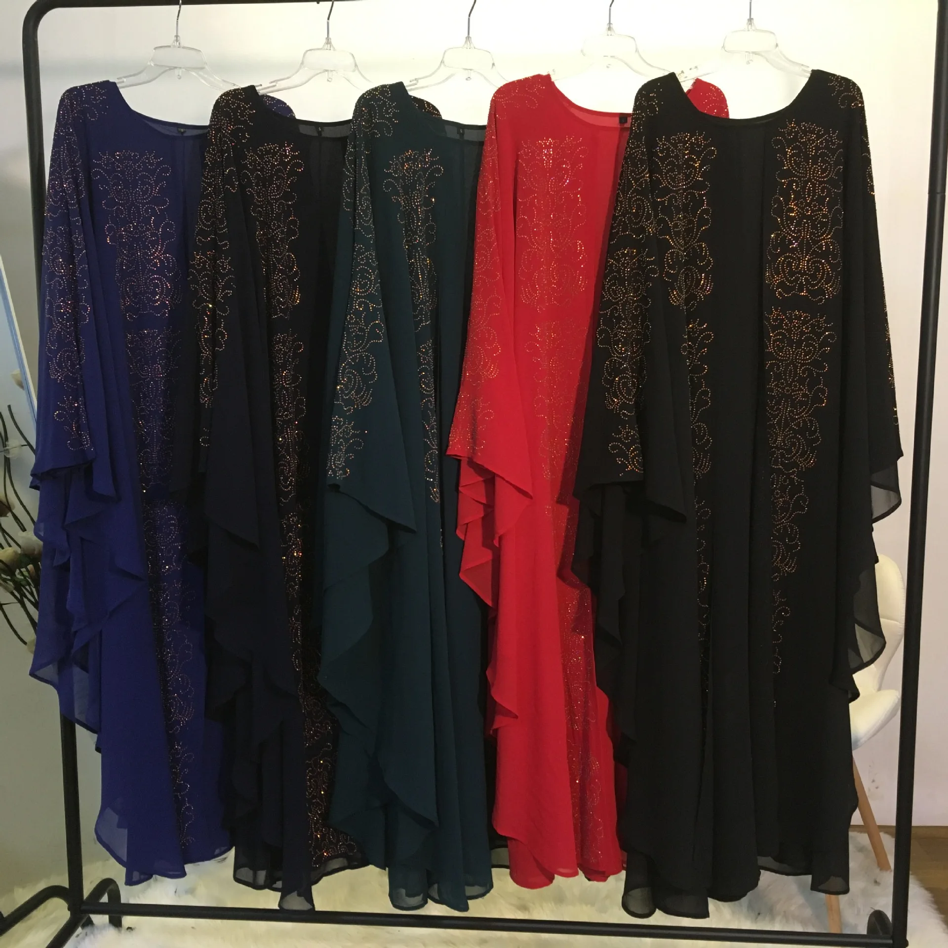Chiffon Fake Two-Piece Abaya Batwing Sleeve Rhinestone Embellished Solid Color Kaftan Long Dress Muslim Women Dubai Turkey