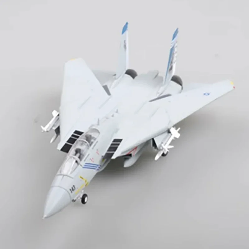 Классическая оригинальная готовая пластиковая модель самолета в масштабе 1:72