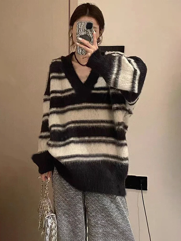 Мягкий клеевой пуловер с v-образным вырезом в полоску женский свитер 2024 новый