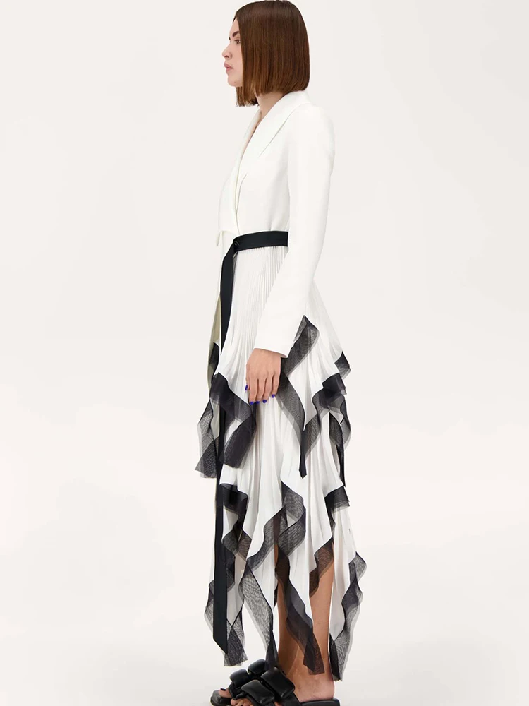 Весенний женский пиджак осенний цветной асимметричный на шнуровке с длинными