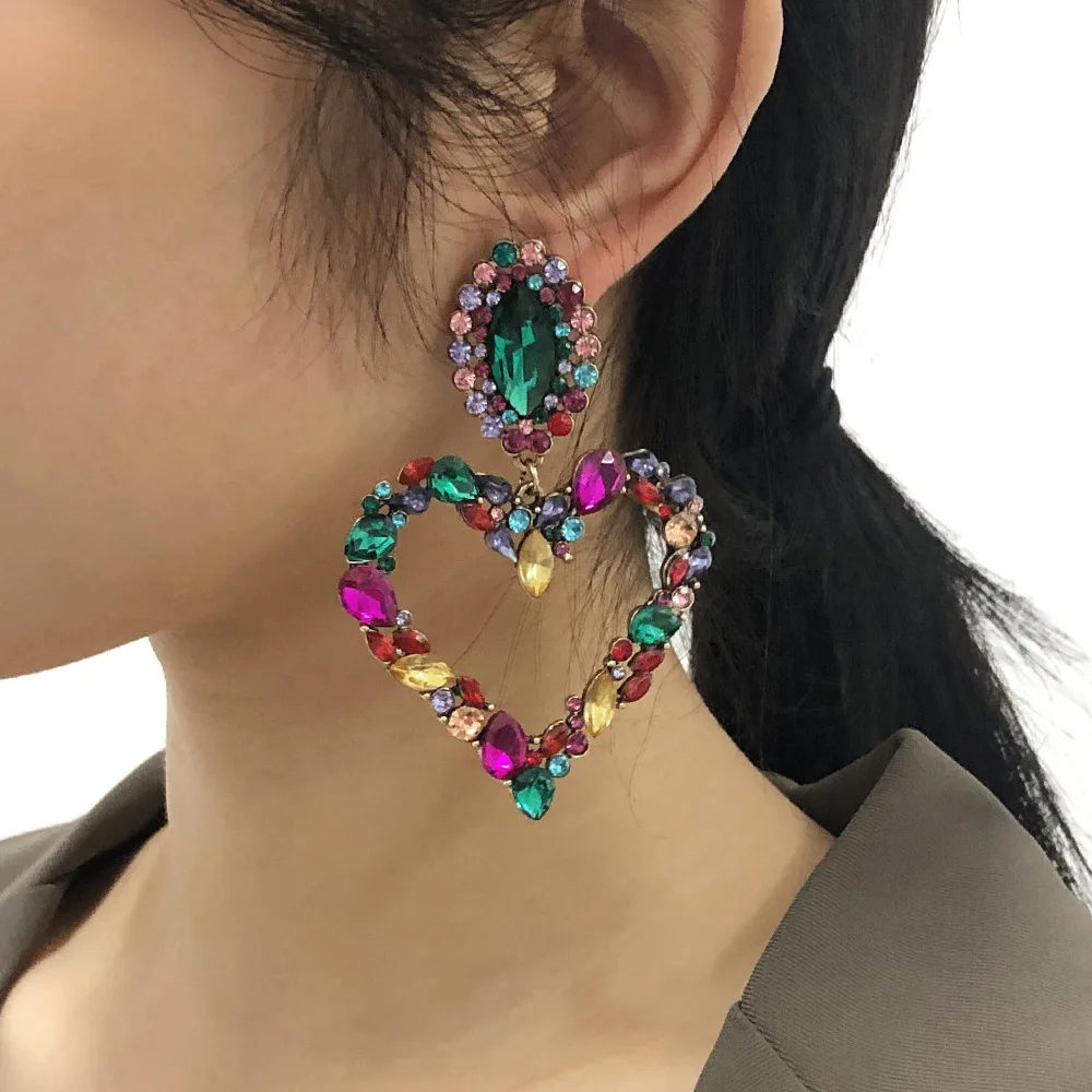 

Fashion Luxury Sweet Temperament Exaggerated Love Earrings