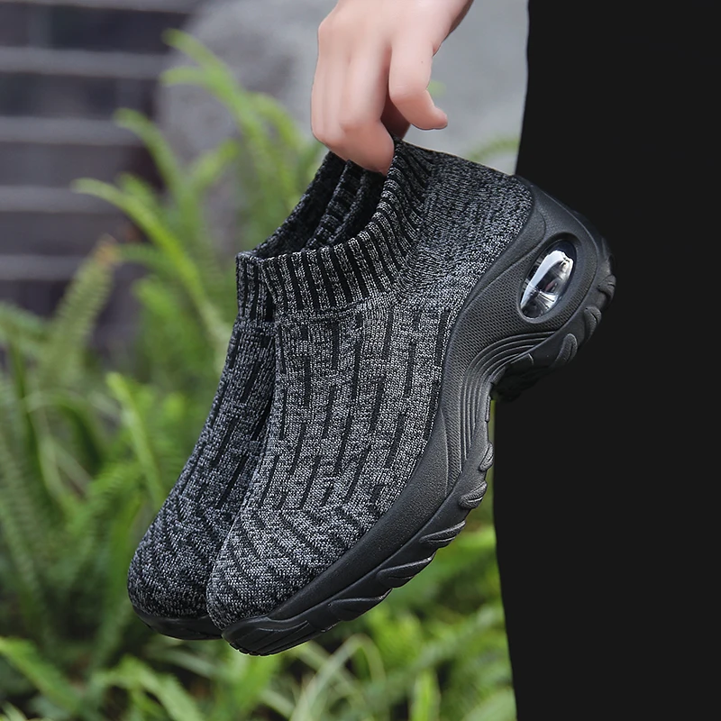 Women Lightweight Sneakers Running Shoes Outdoor Sports Shoes Breathable Mesh Comfort Platform Shoes Air Cushion Sneaker