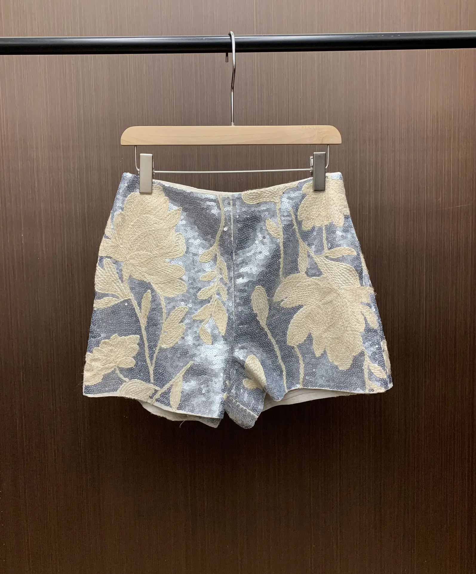 Тяжелый жилет с вышивкой и вышитые шорты пайетками летняя одежда высокое