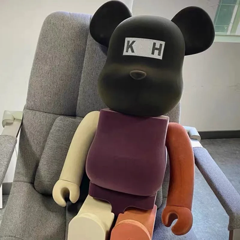 

Bearbrick, 70 см, 1000%, BearB KI x TH, шарнирный флокирующий медведь @ полуанатомический блочный медведь