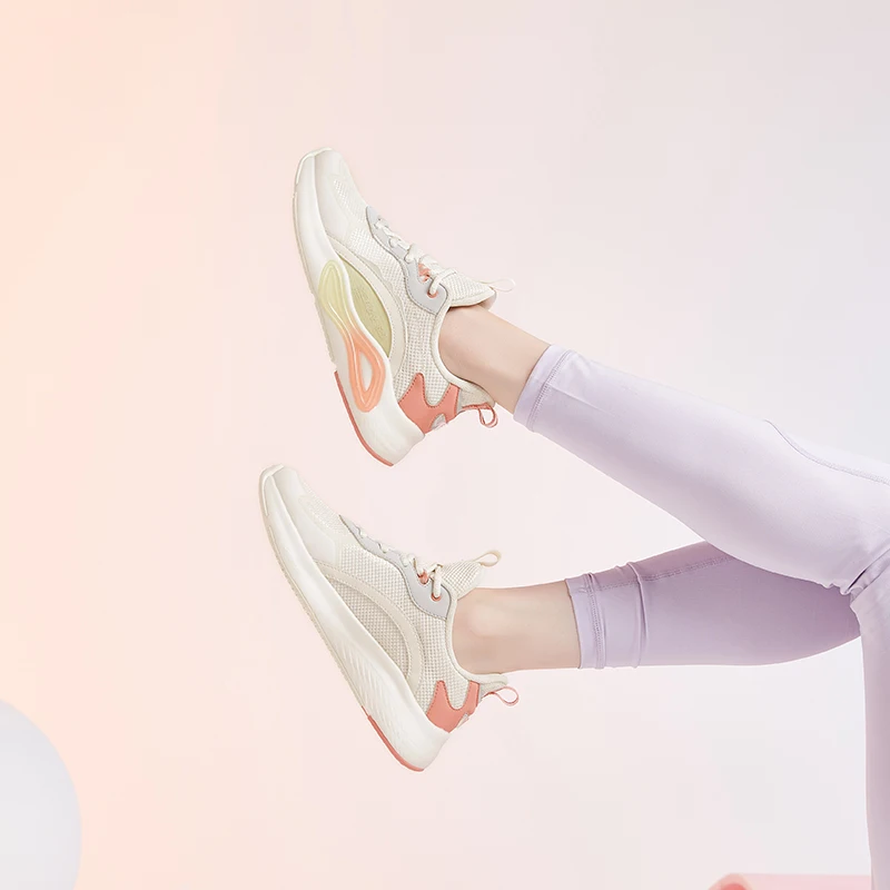 QIAODAN Running Shoes for Women 2023 Mesh Breathable Comfortable Casual Shoes Trendy Ladies Leisure Sneakers Women XM36210262