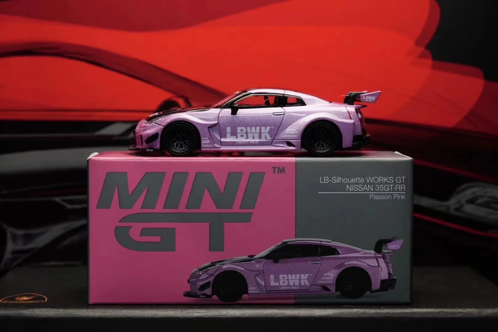 超希少MINI GT LB-WORKS GT NISSAN 35GT-RR MINI GT 345 chase (used) LB WORKS Nissan GT-R R35 Type 2, Rear