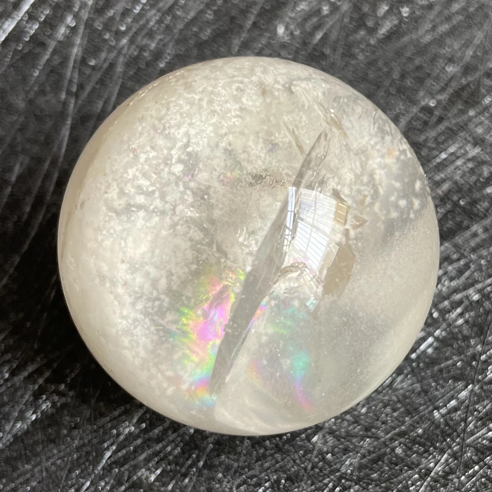 97 г натуральный камень прозрачный кварцевый хрустальный шар радужная зеленая