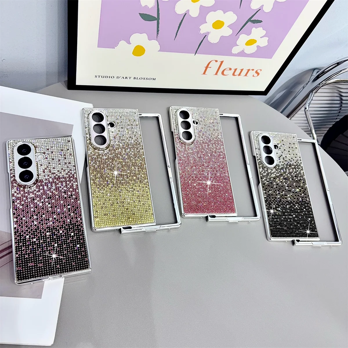 Роскошный градиентный чехол с блестками и стразами для Samsung Galaxy Z Fold 8765, с кристальной цепочкой и серебряным бампером (art.: 3920dbfb2f0ca) - 3920dbfb2f0ca