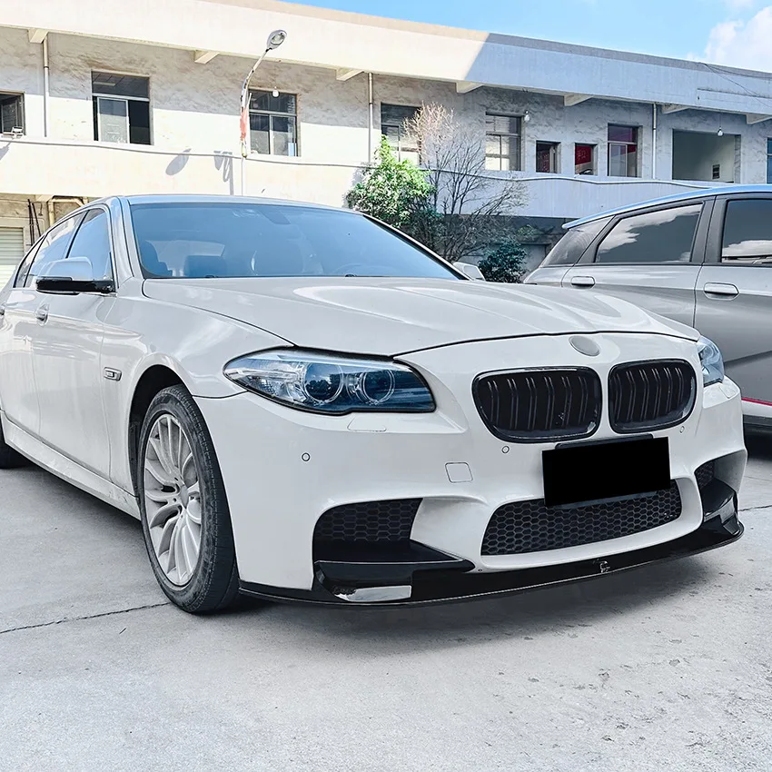 Фото Для BMW 5 серии F10 F11 M5 2012-2016: Комплект обвеса (сплиттер, накладка на бампер, спойлер, канарды) №3