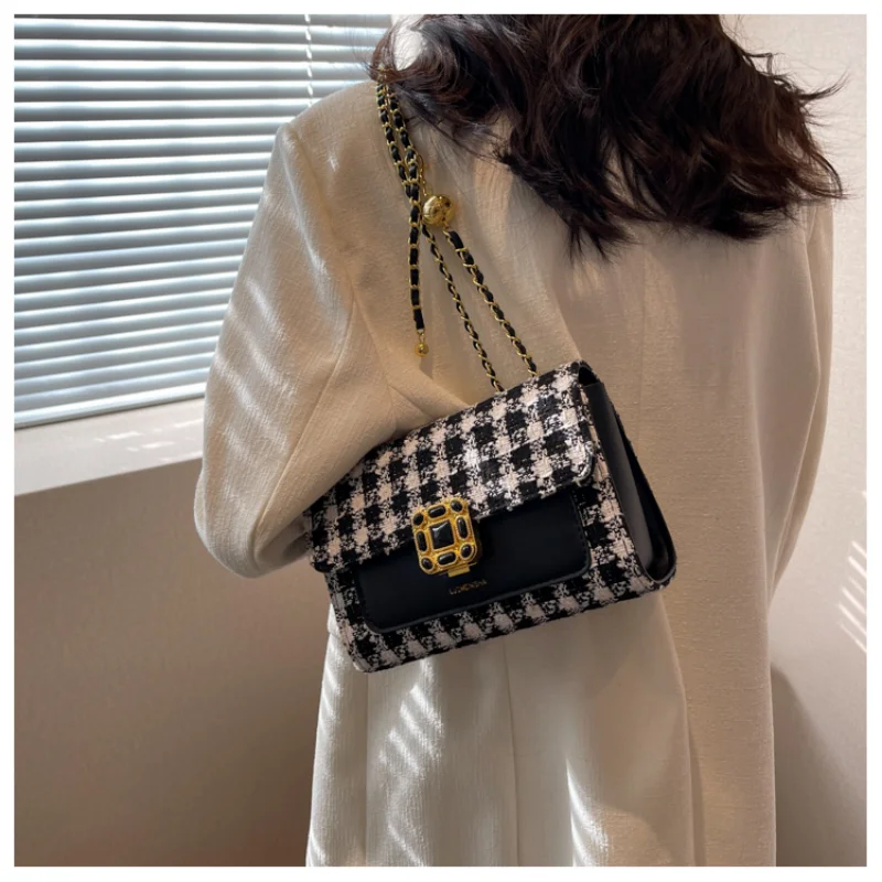 Niche Design Woolen Bags 2023 New Autumn/winter Popular New Women's Bags Chain Messenger Bag Hot Plaid Square Bag Shoulder Bag