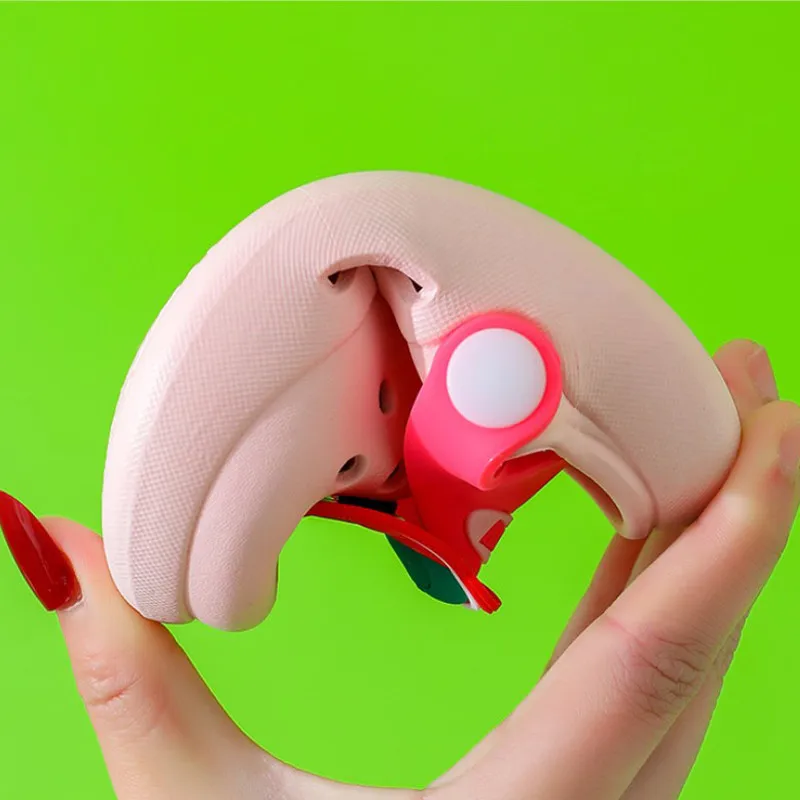 Шлепанцы для мальчиков и девочек мультяшная обувь летние тапочки начинающих