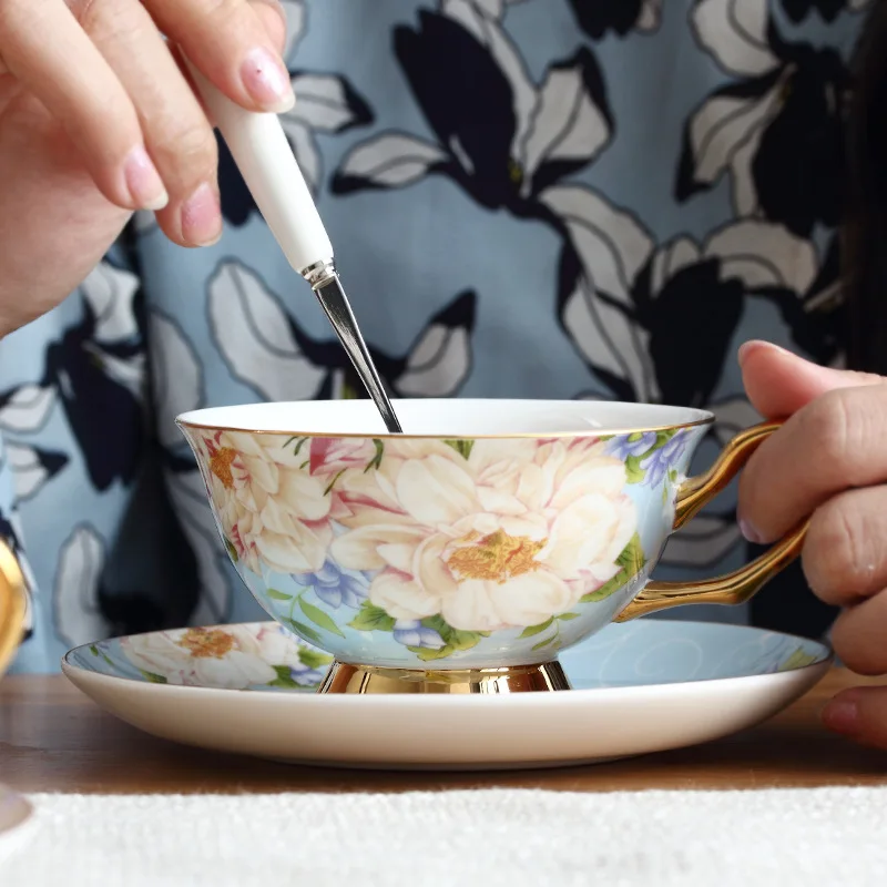 

Bone China Coffee Cup Spoon Saucer Set English afternoon Tea cup Coffeeware 170ml Porcelain Cup and Saucer for Coffee