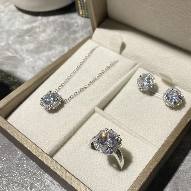 Яркий микро-набор MDL в стиле муассанита цирконий позолоченное кольцо поколения