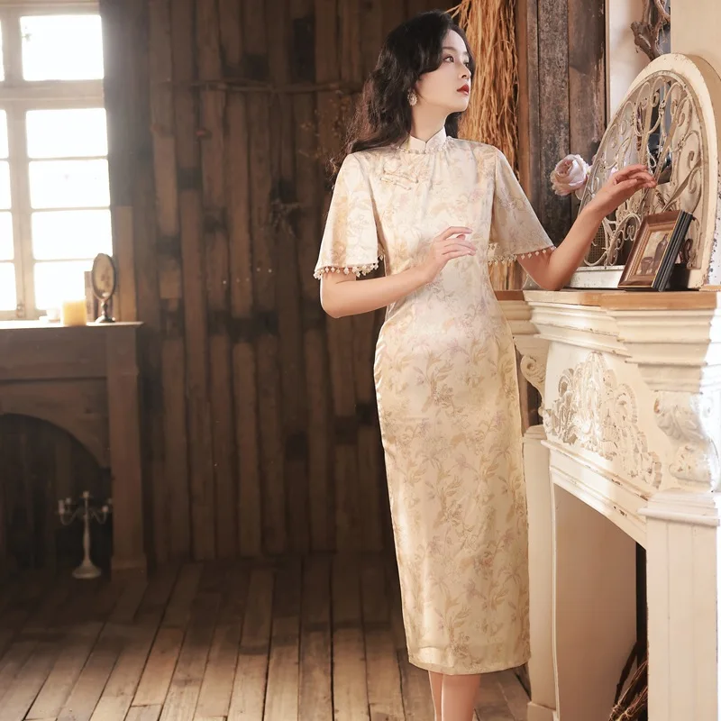 

Classic Mandarin Collar Retro Chinese Traditional Button Qipao Summer Women Elegant Vintage Flower Print Cheongsams